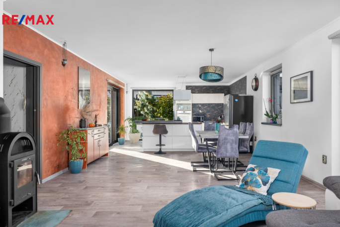 3073068.jpg 3073068.jpg