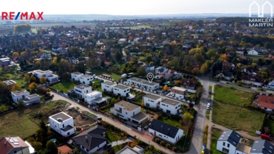 3084210.jpg 3084210.jpg