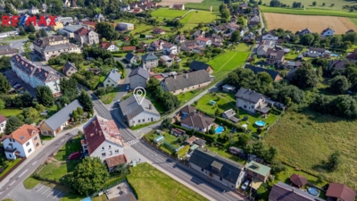 2957127.jpg 2957127.jpg