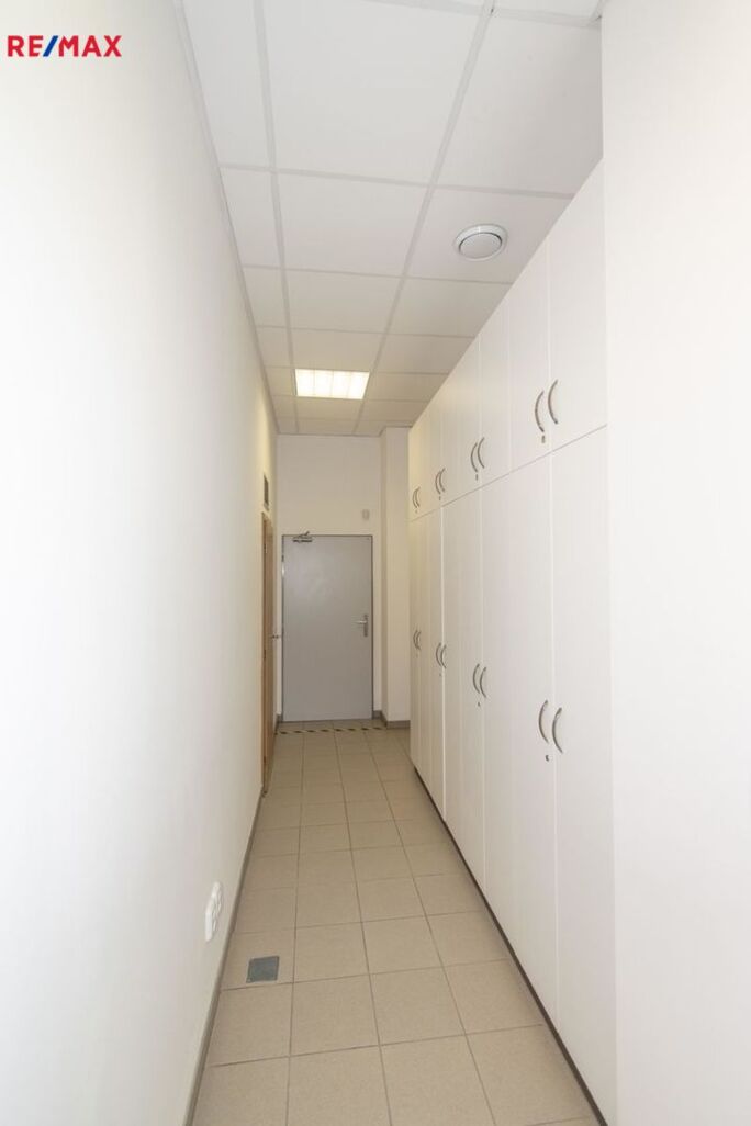 Pronájem prostoru kanceláří, 154 m2, Brno - obrázek 10