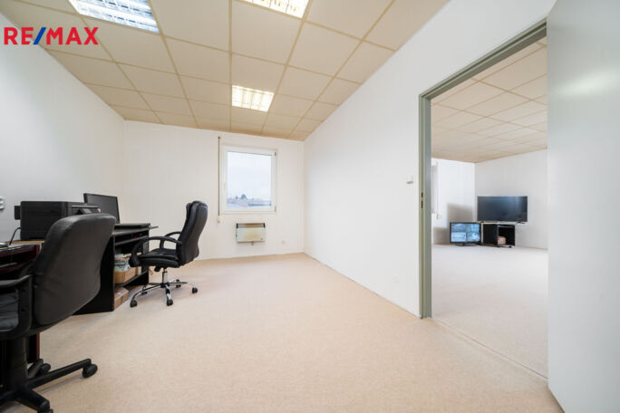 2615771.jpg 2615771.jpg