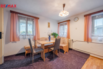 3065982.jpg 3065982.jpg