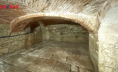 2964375.jpeg 2964375.jpeg