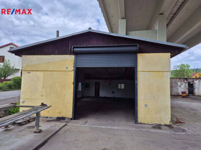 Pronájem komerčního prostoru, 80 m2, Beroun