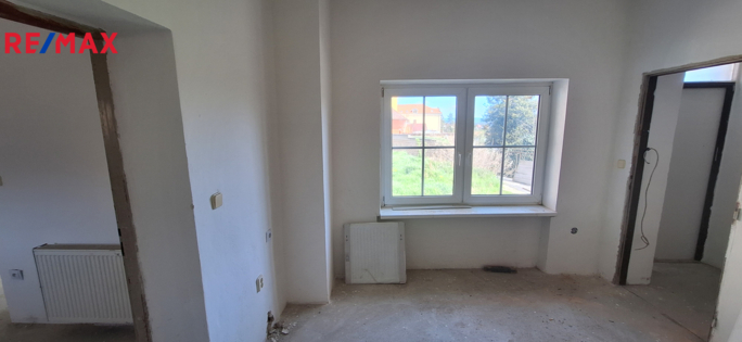 2742729.jpg 2742729.jpg