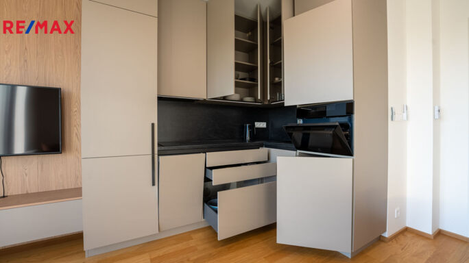 3161292.jpg 3161292.jpg