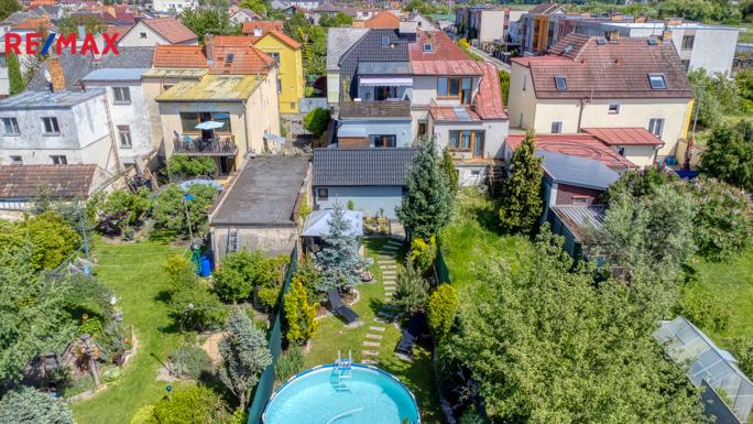 2813574.jpg 2813574.jpg