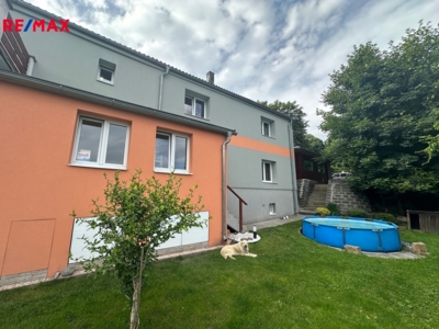 2956014.jpeg 2956014.jpeg