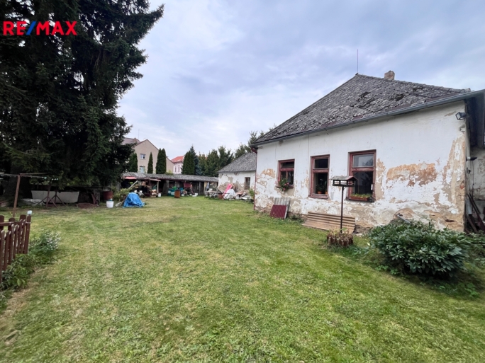 3000243.jpg 3000243.jpg