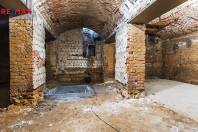 3080584.jpg 3080584.jpg