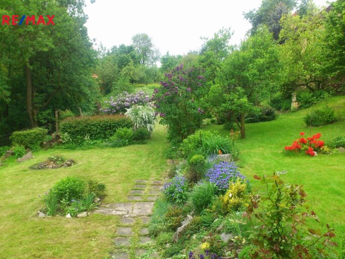 2822944.jpg 2822944.jpg