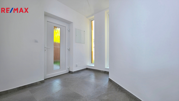 2786314.jpg 2786314.jpg