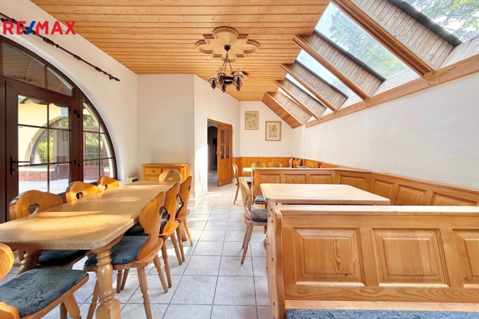 2957954.jpg 2957954.jpg