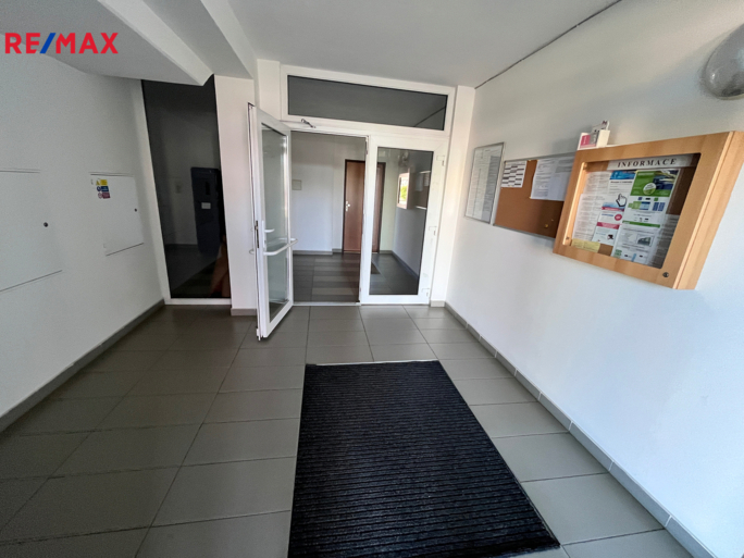 2796153.jpg 2796153.jpg