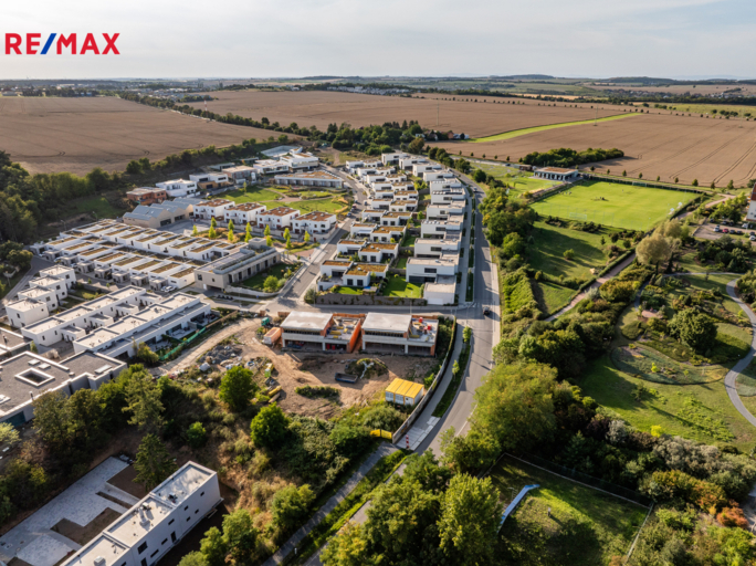 2952697.jpg 2952697.jpg