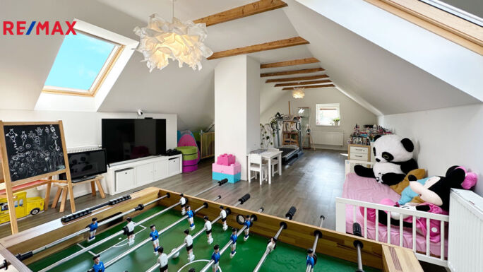 Prodej vily, 349 m2, Hostivice - obrázek 21