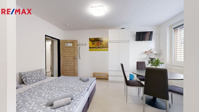 3041886.jpg 3041886.jpg