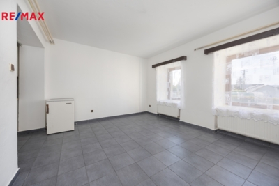 3000106.jpg 3000106.jpg