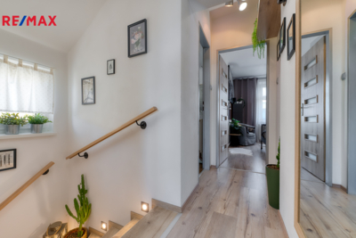 2813558.jpg 2813558.jpg