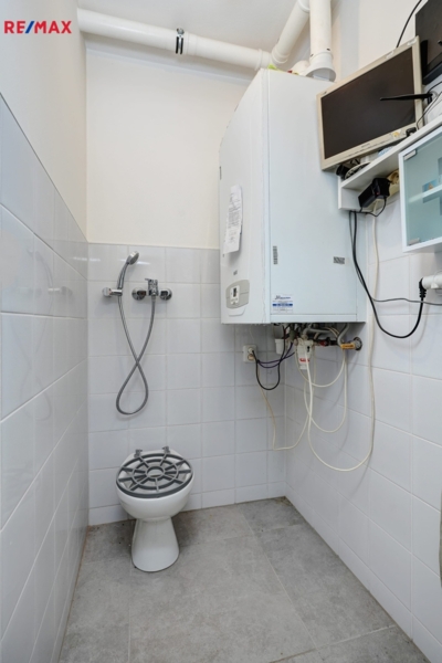 3074865.jpg 3074865.jpg