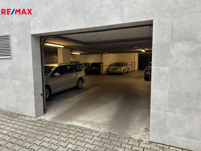 Pronájem garážového stání, 12 m2, Brno - obrázek 10