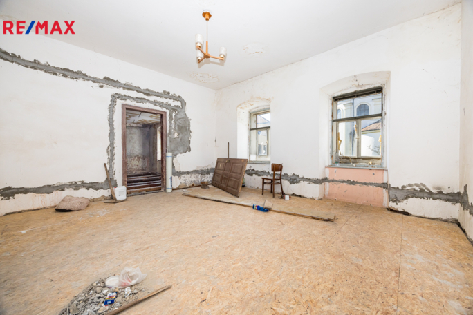 2731692.jpg 2731692.jpg