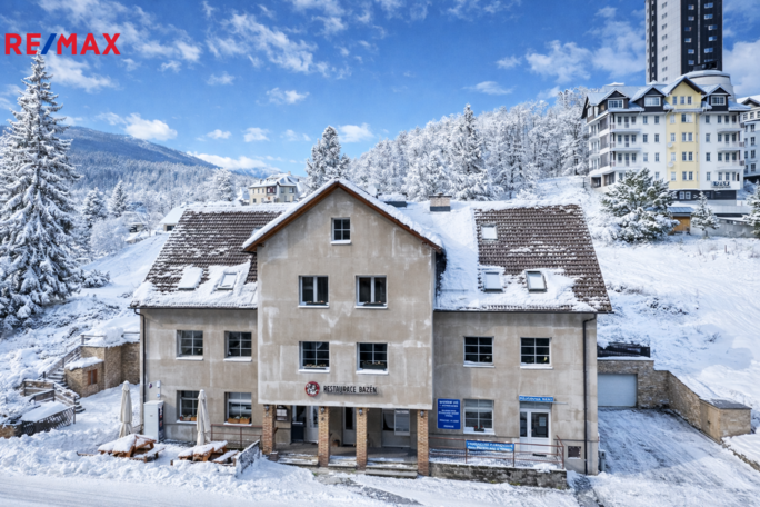 Pec pod Sněžkou Pec pod Sněžkou