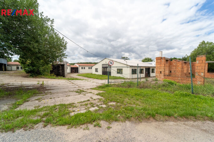 Prodej skladovacího prostoru, 2120 m2, Lesná - obrázek 10