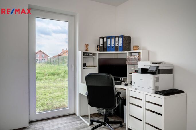 Prodej rodinného domu, 181 m2, Mnetěš - obrázek 24