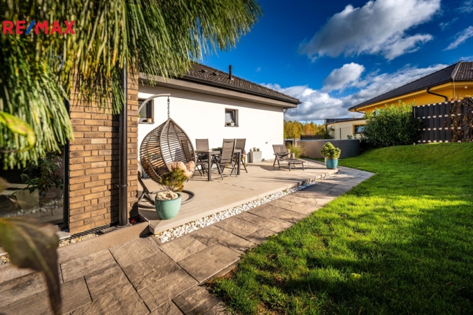 3073128.jpg 3073128.jpg