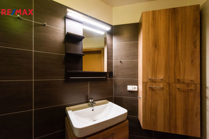 Pronájem bytu 1+kk, 39 m2, Brno - obrázek 11