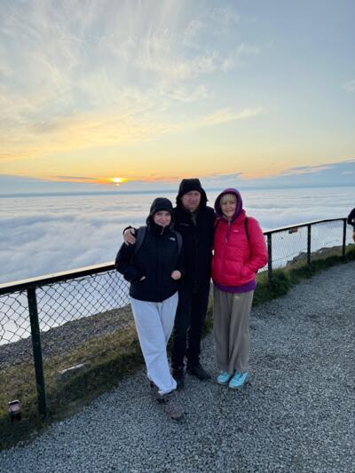 <span style="color: #dc1c2e;">Poznejte</span> <span style="color: #003da5;">Dášu Mičíkovou</span>