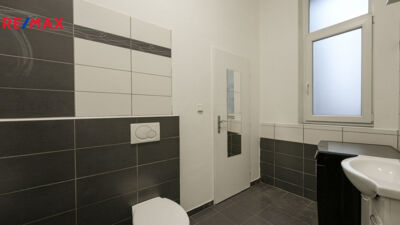 2090234.jpg 2090234.jpg