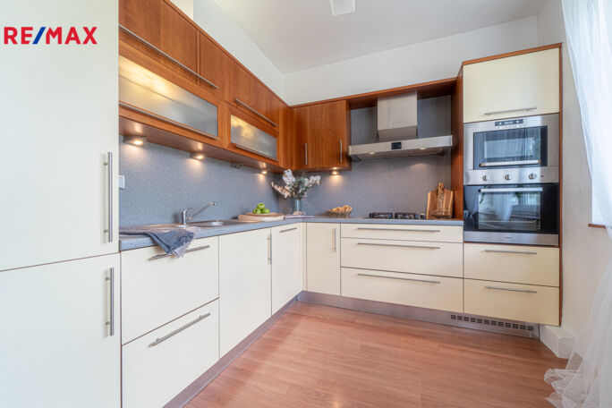 Prodej bytu 3+kk, 70 m2, Rousínov - obrázek 2