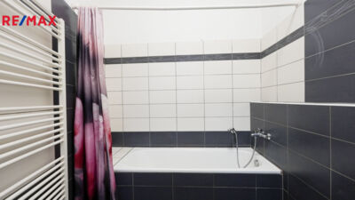 2090236.jpg 2090236.jpg