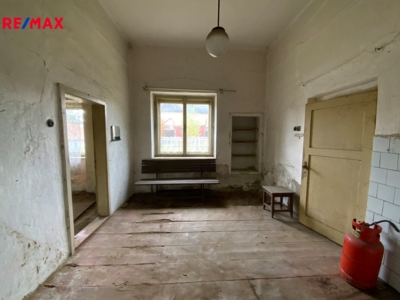 3054327.jpg 3054327.jpg