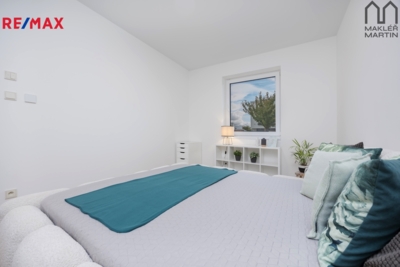 3084187.jpg 3084187.jpg