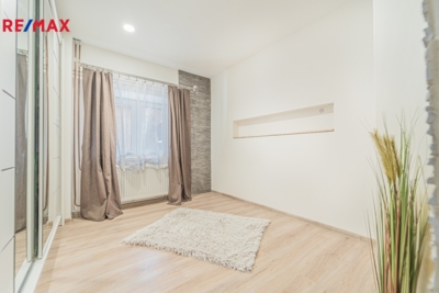 3036356.jpg 3036356.jpg