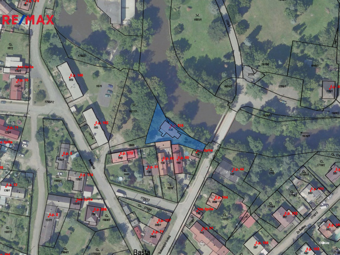 2921889.jpg 2921889.jpg