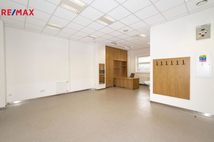 Pronájem prostoru kanceláří, 154 m2, Brno - obrázek 17