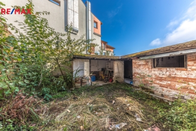 3038008.jpg 3038008.jpg