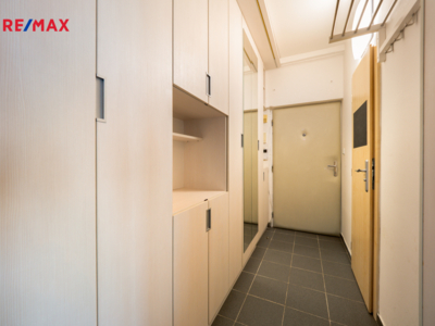 3074376.jpg 3074376.jpg