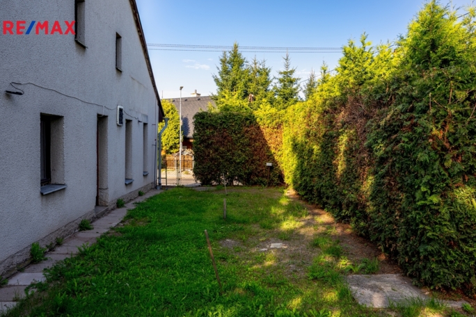 3000130.jpg 3000130.jpg