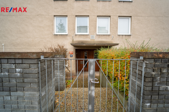 3076233.jpg 3076233.jpg