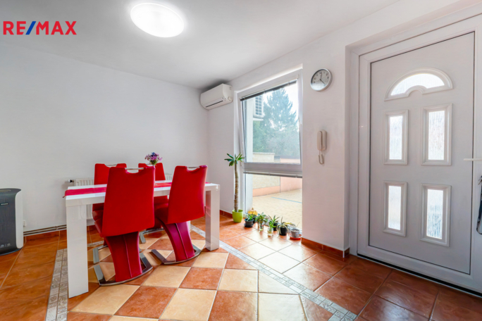 Prodej rodinného domu, 351 m2, Uherské Hradiště - obrázek 6