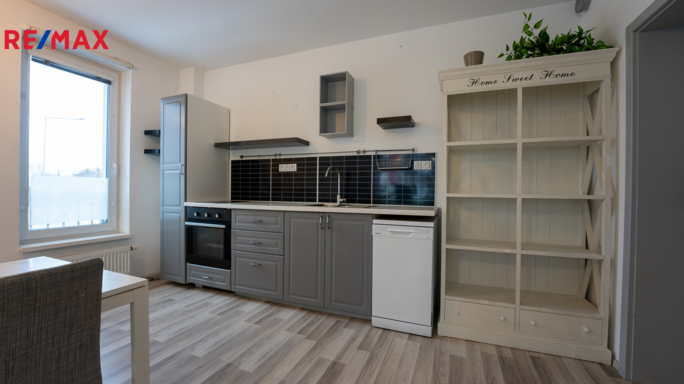 Pronájem bytu 1+kk, 39 m2, Moravany - obrázek 3