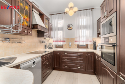 2713029.jpg 2713029.jpg