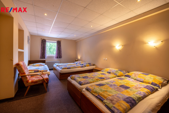 2955337.jpg 2955337.jpg