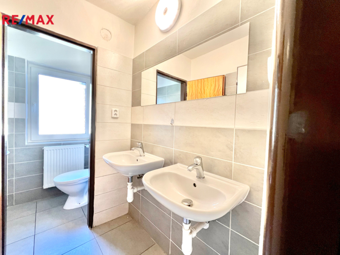 2690338.jpg 2690338.jpg