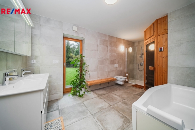 3076821.jpg 3076821.jpg